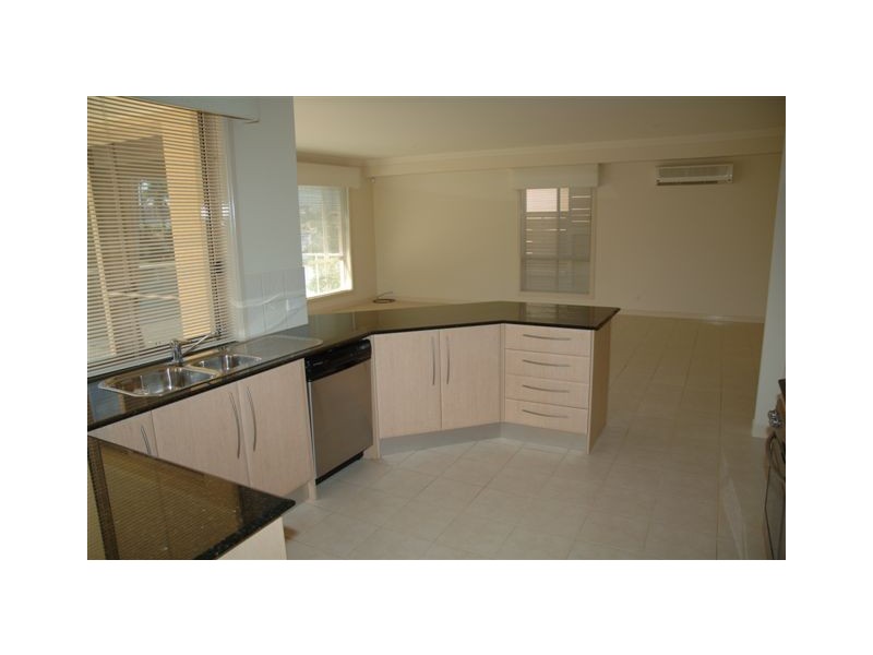 74 Commodore Drive, Paradise Waters QLD 4217