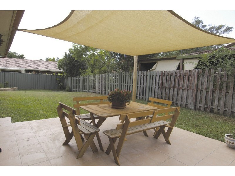 4  Freda Street, Ashmore QLD 4214