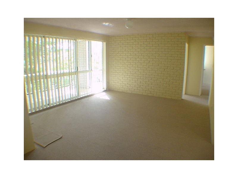 Unit 1 12 Leonard Avenue, Surfers Paradise QLD 4217