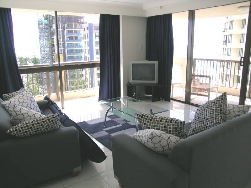 Unit 1002 Longbeach, 28 Northcliffe Terrace, Surfers Paradise QLD 4217