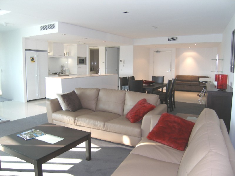 Unit 4007 Q1, 9 Hamilton Avenue, Surfers Paradise QLD 4217