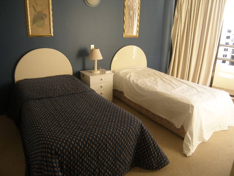 Unit 13C Regent, 18 Aubrey Street, Surfers Paradise QLD 4217