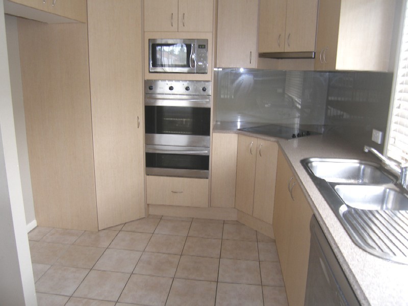 39 Saltwater Terrace, Monteray Keys, Helensvale QLD 4212