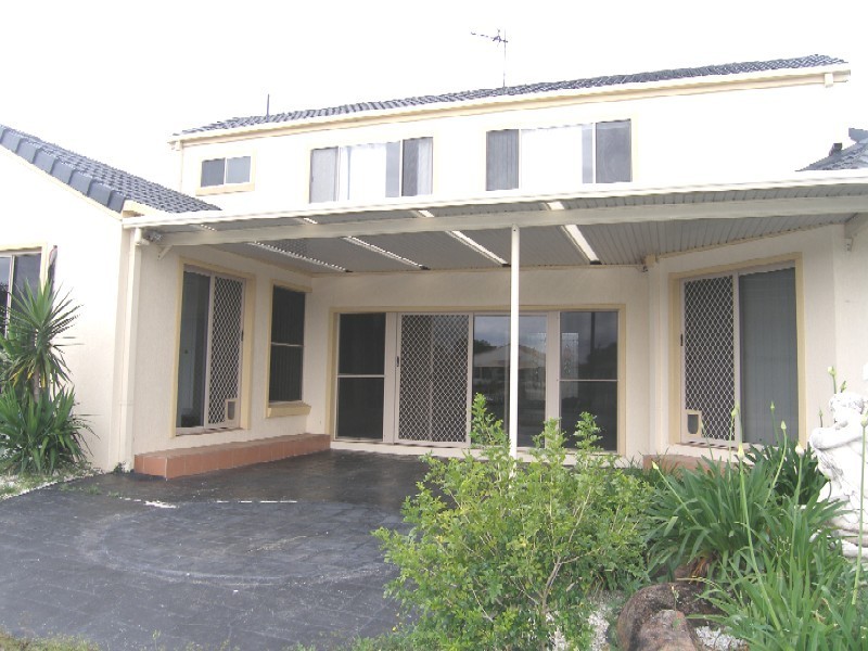 39 Saltwater Terrace, Monteray Keys, Helensvale QLD 4212