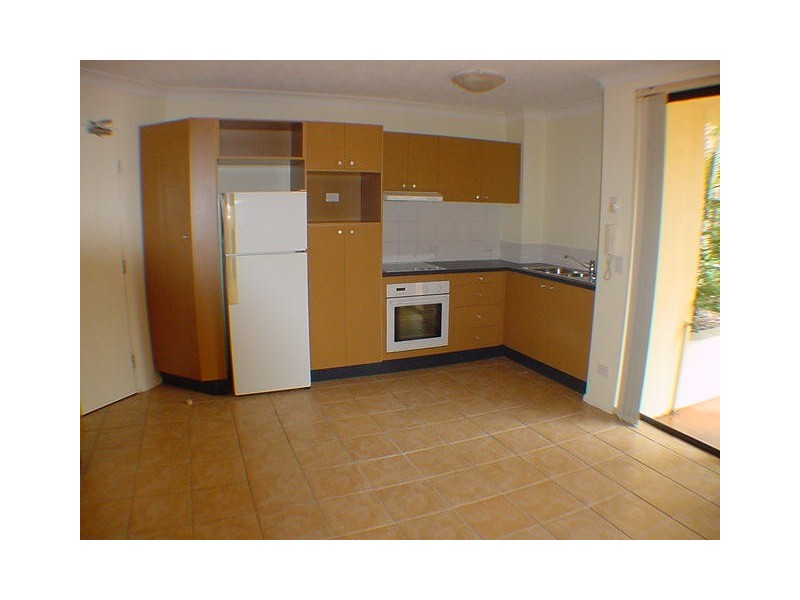 Unit 3 ‘Seaspray’, 15 Brittania Avenue, Surfers Paradise QLD 4217