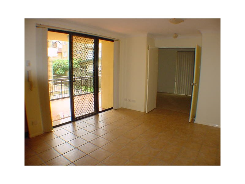 Unit 3 ‘Seaspray’, 15 Brittania Avenue, Surfers Paradise QLD 4217