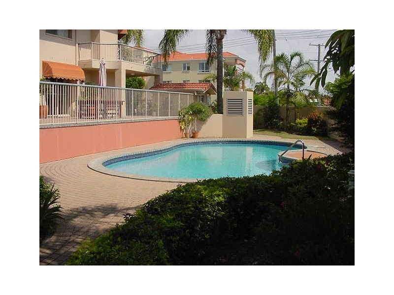 Unit 7 68 Stanhill Drive, Chevron Island QLD 4217