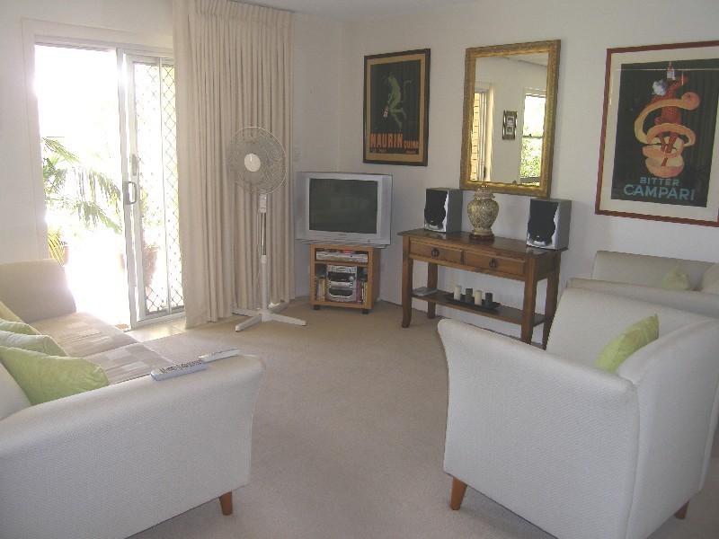 Unit 5 Sunrise Chalet, 10 Sunrise Blvd, Surfers Paradise QLD 4217