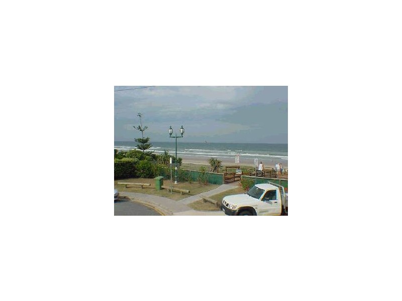 2  Surf Street, Mermaid Beach QLD 4218