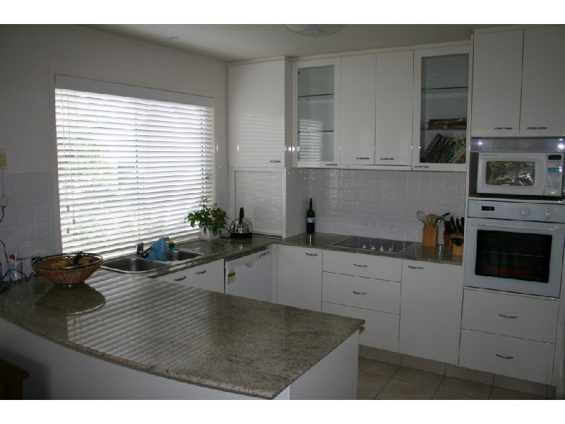 21 Woodlands Estate, 292 Ashmore Rd, Benowa QLD 4217