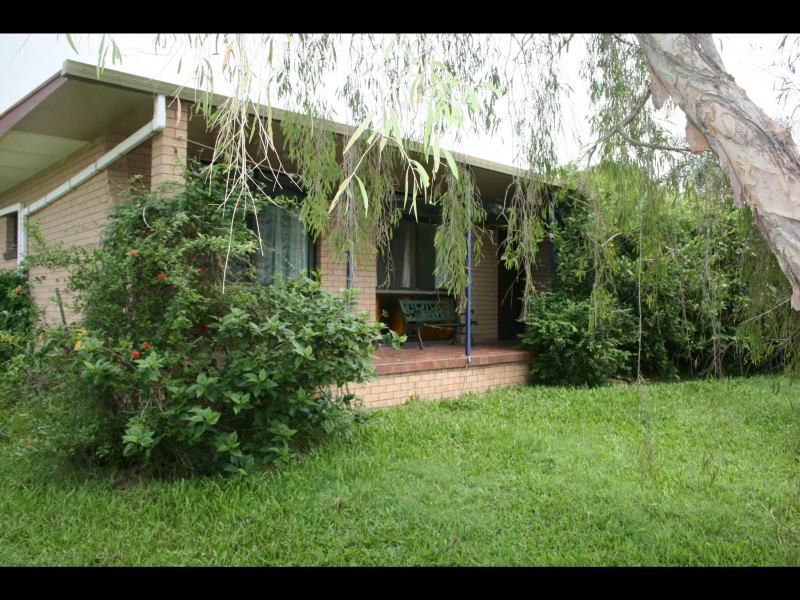 73 Urangan Street, Torquay QLD 4655