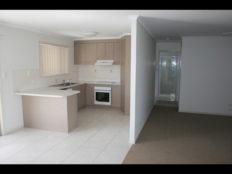 1/111 Ibis Boulevard, Eli Waters QLD 4655