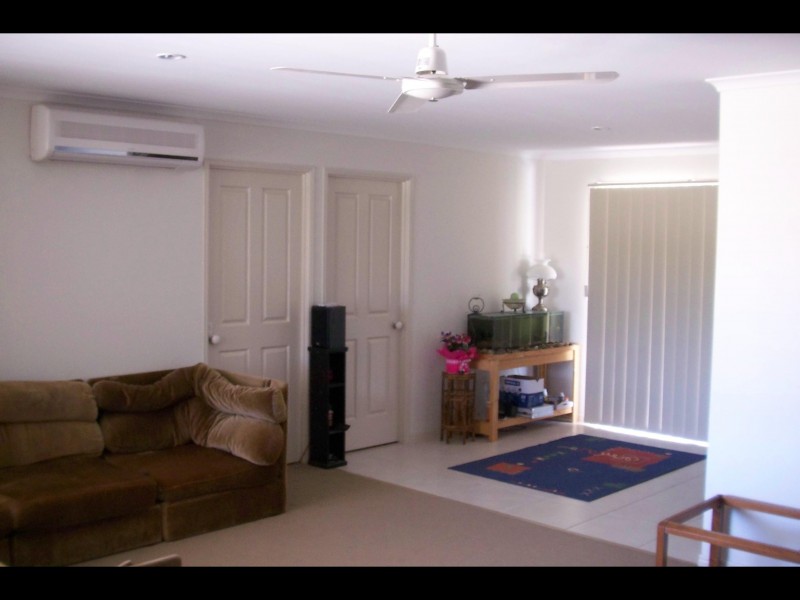 1/111 Ibis Boulevard, Eli Waters QLD 4655