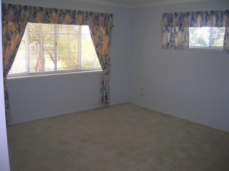 45 Helsham Street, Point Vernon QLD 4655