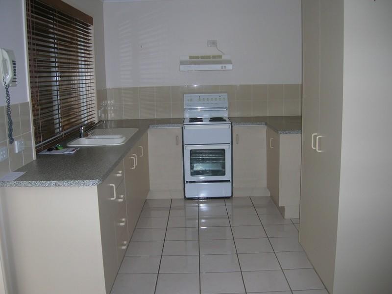 2/72 Winchelsea Street, Pialba QLD 4655