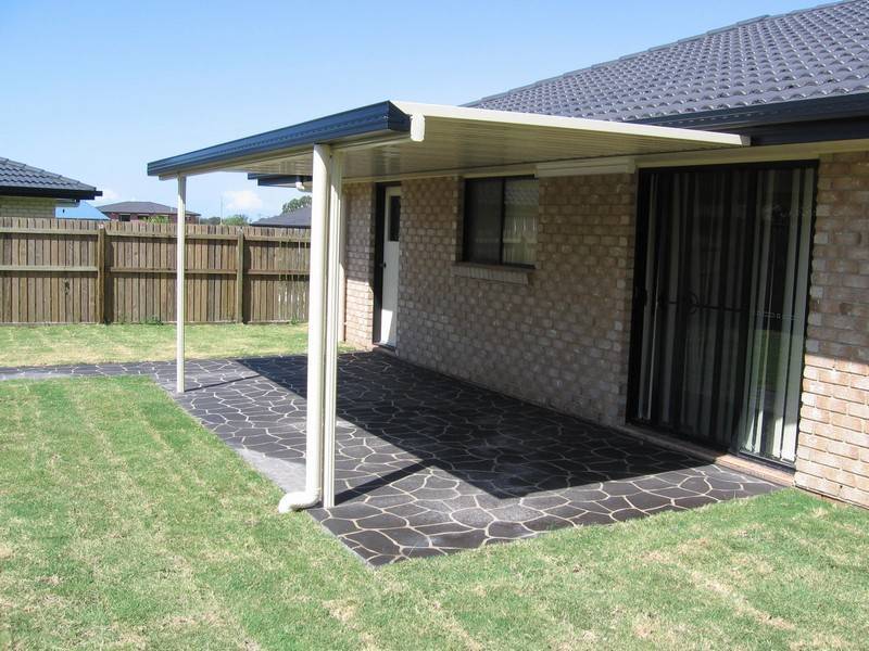 10 Blackall Court, Torquay QLD 4655