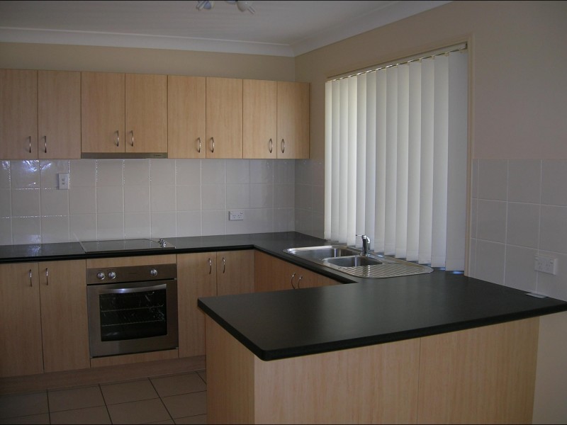 1/109 Ibis Blvd, Eli Waters QLD 4655