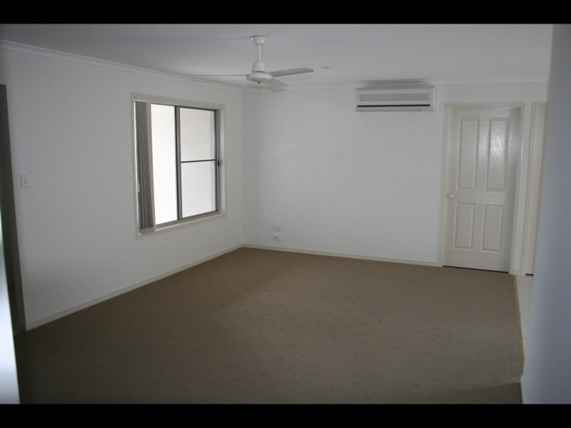 1/111 Ibis Boulevard, Eli Waters QLD 4655