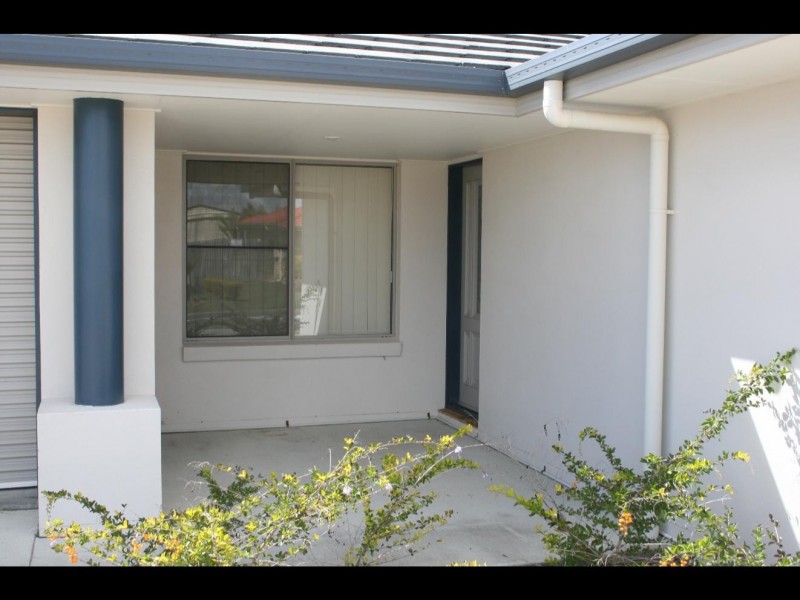 1/111 Ibis Boulevard, Eli Waters QLD 4655