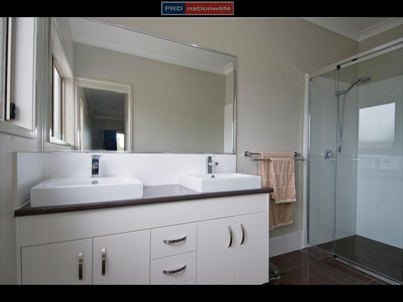 14 Ocean Blue Boulevard, Pialba QLD 4655