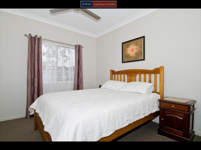 14 Ocean Blue Boulevard, Pialba QLD 4655