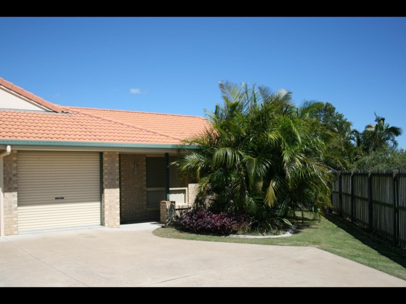 2/1 Alana Court, Torquay QLD 4655