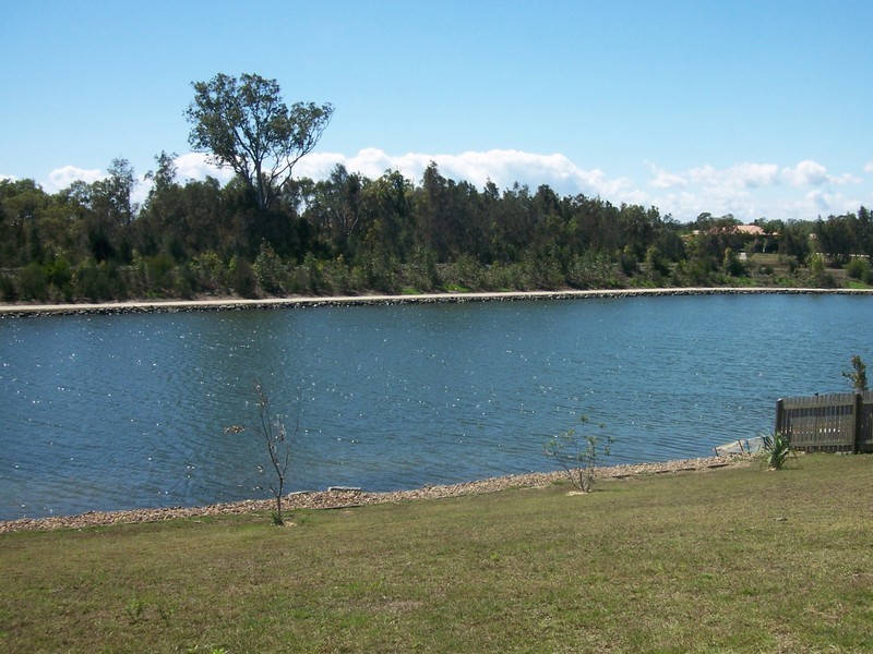 11 Lady Penrhyn Drive, Eli Waters QLD 4655