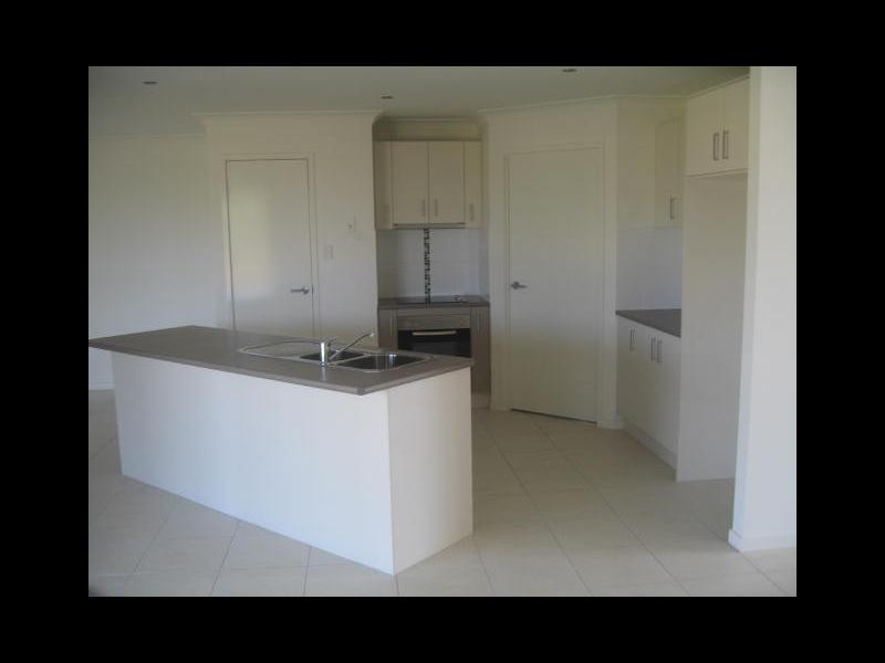 1 Bayridge Heights Drive, Nikenbah QLD 4655