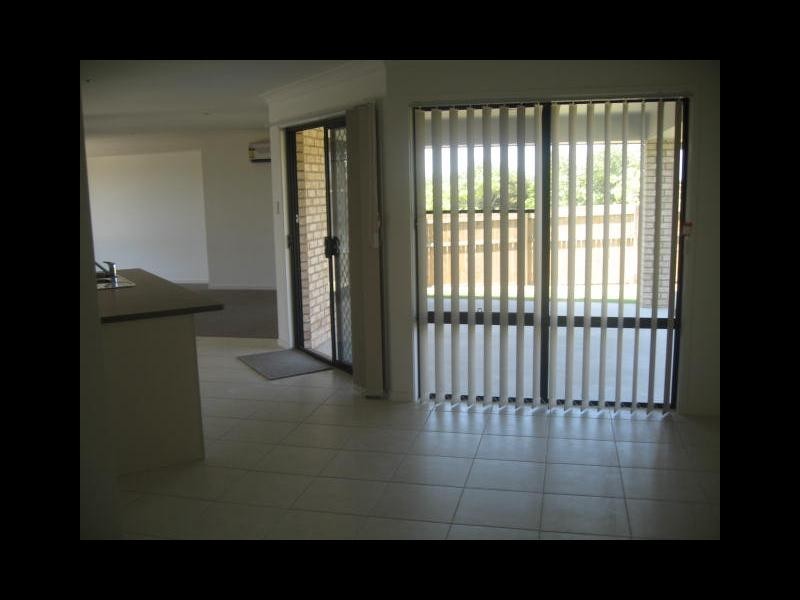 1 Bayridge Heights Drive, Nikenbah QLD 4655