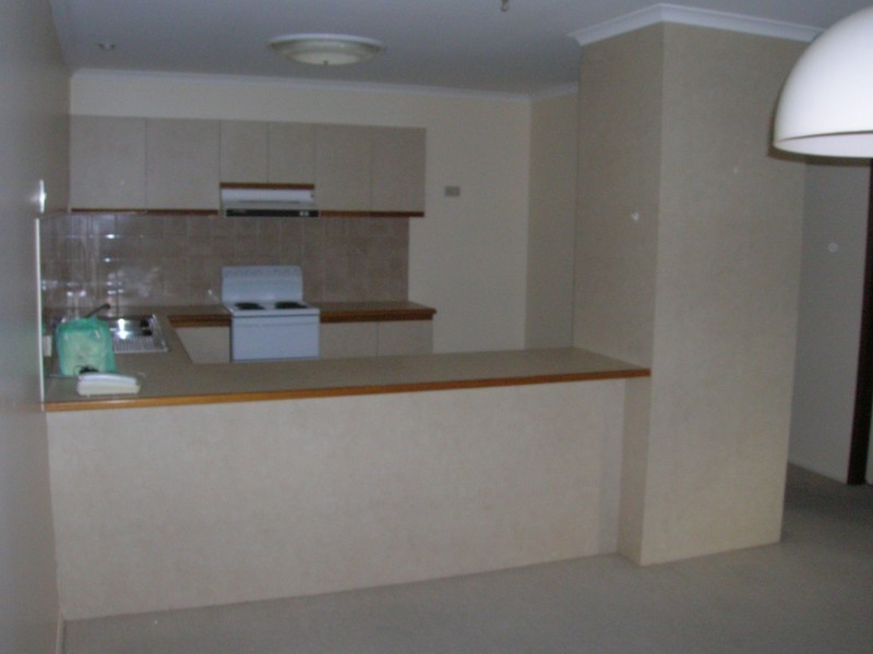 12/230 Torquay Terrace, Torquay QLD 4655