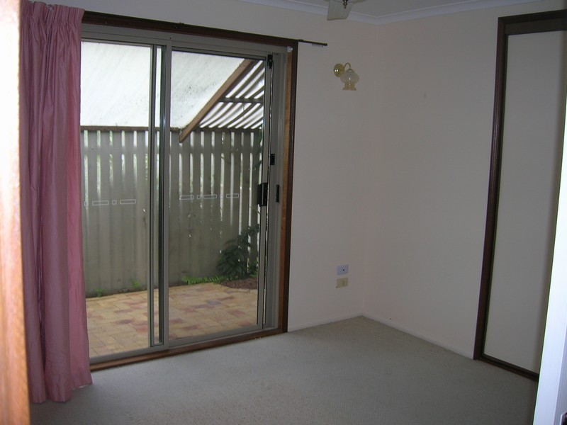 12/230 Torquay Terrace, Torquay QLD 4655