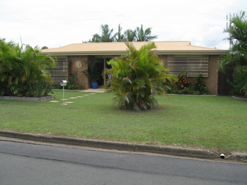 25 Kuruman Street, Scarness QLD 4655