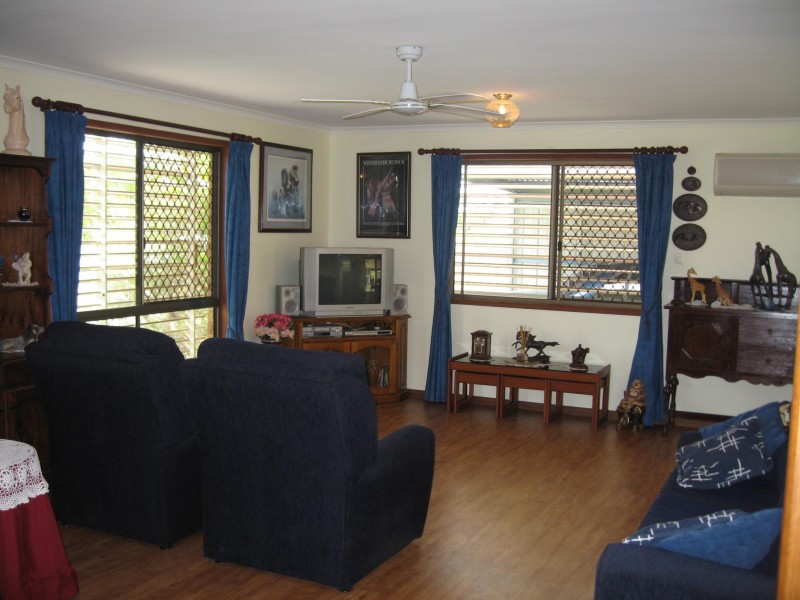 25 Kuruman Street, Scarness QLD 4655