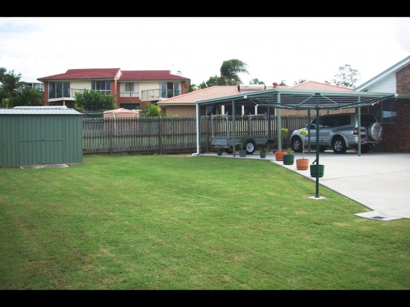 50 Haydn Drive, Kawungan QLD 4655