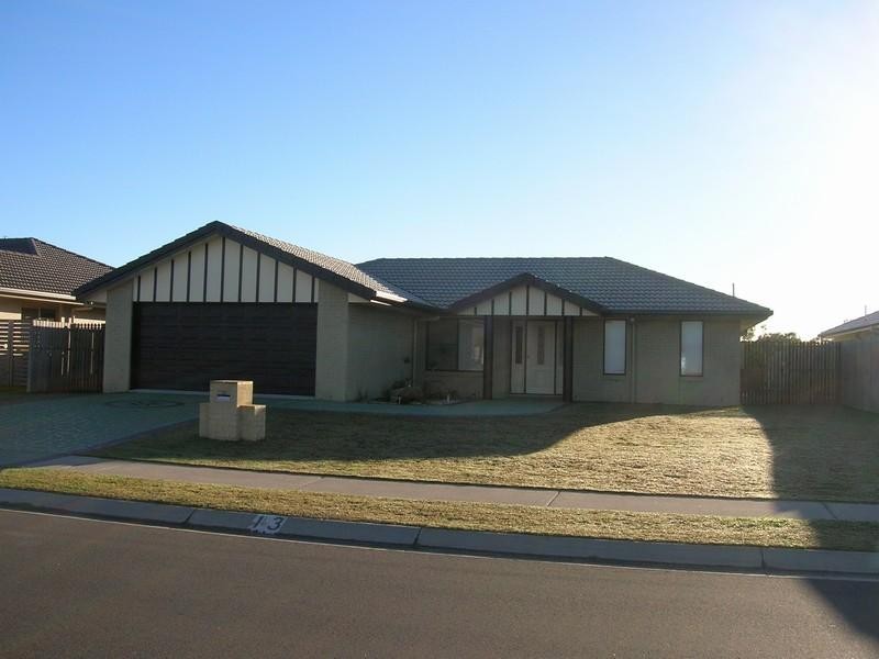 13 Lady Penrhyn Drive, Eli Waters QLD 4655