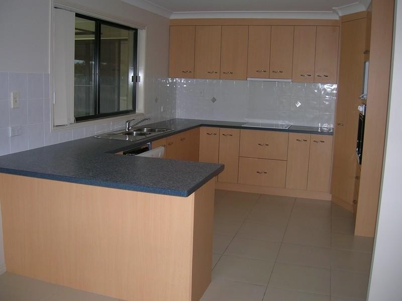 13 Lady Penrhyn Drive, Eli Waters QLD 4655