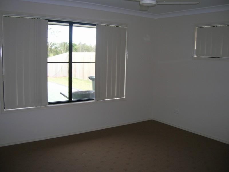 13 Lady Penrhyn Drive, Eli Waters QLD 4655