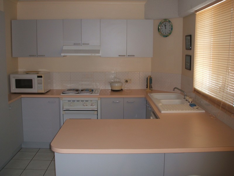 1/458 Esplanade, Torquay QLD 4655