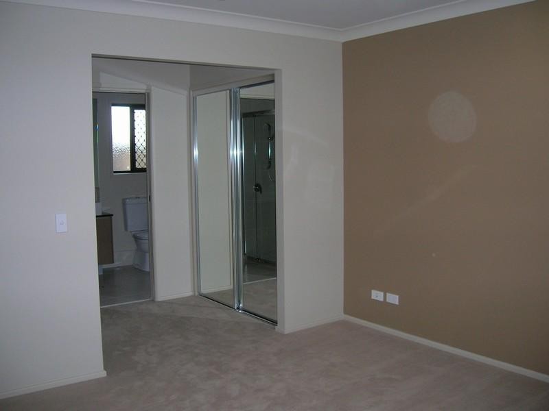 15 Fishburn Way, Eli Waters QLD 4655