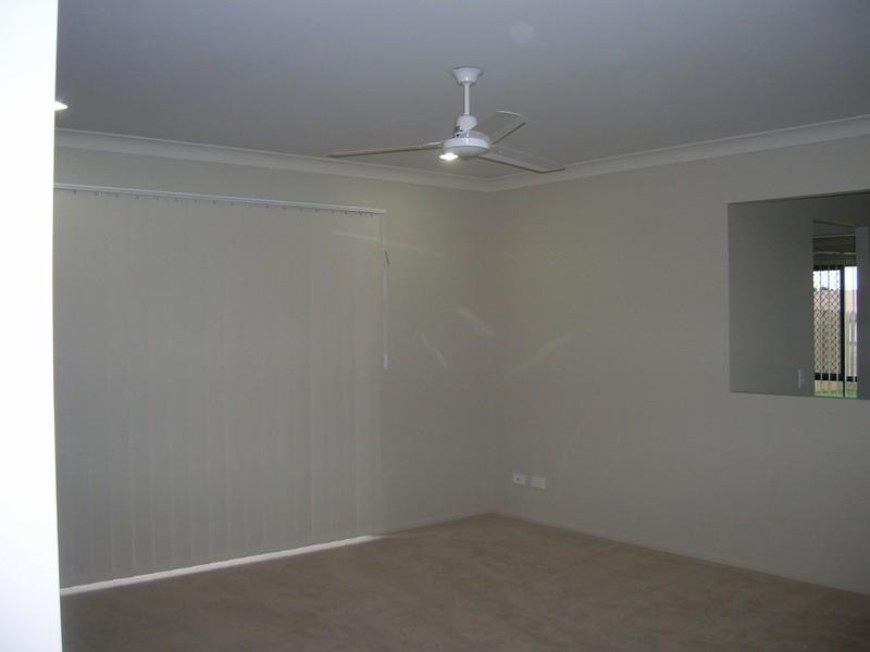 15 Fishburn Way, Eli Waters QLD 4655