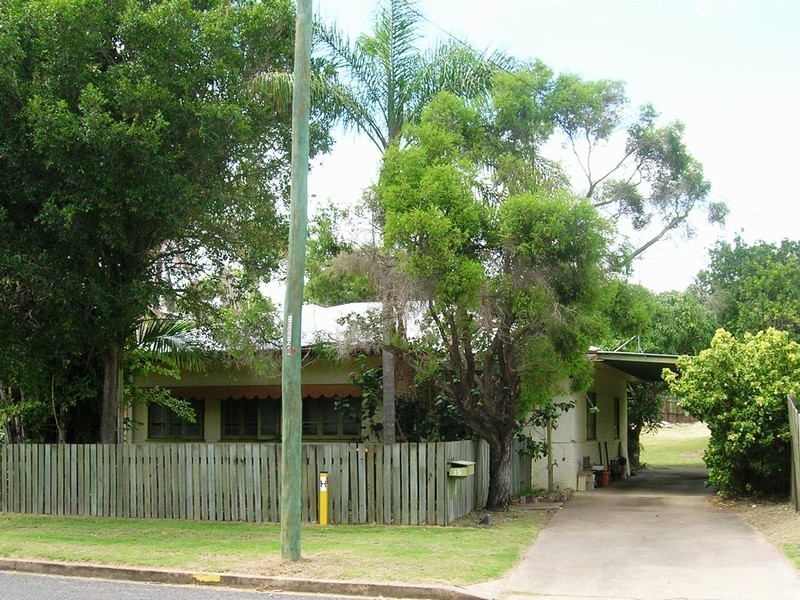 15 Scarborough Street, Scarness QLD 4655