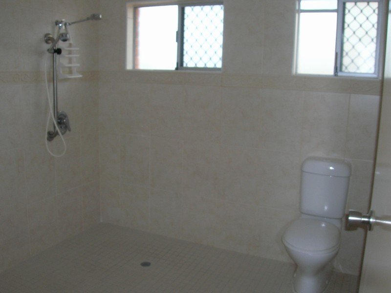 1/64 Taylor Street, Pialba QLD 4655