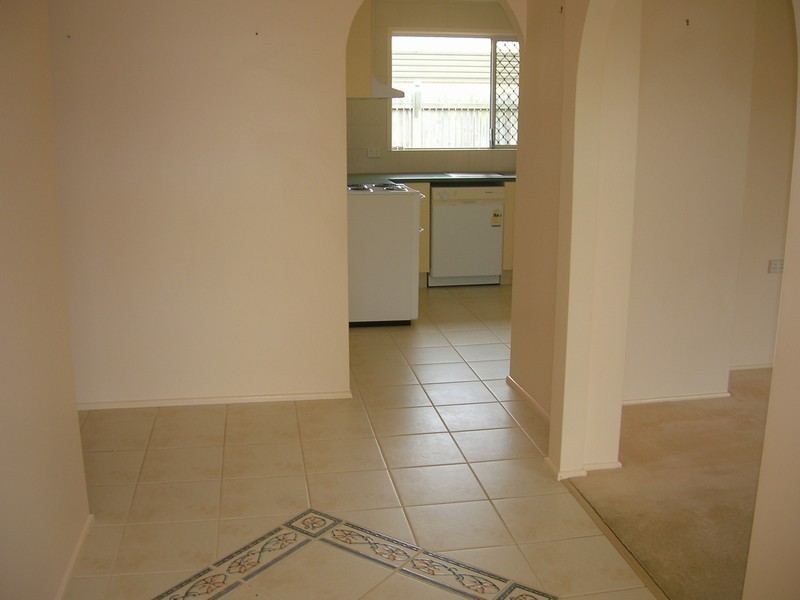 1/64 Taylor Street, Pialba QLD 4655