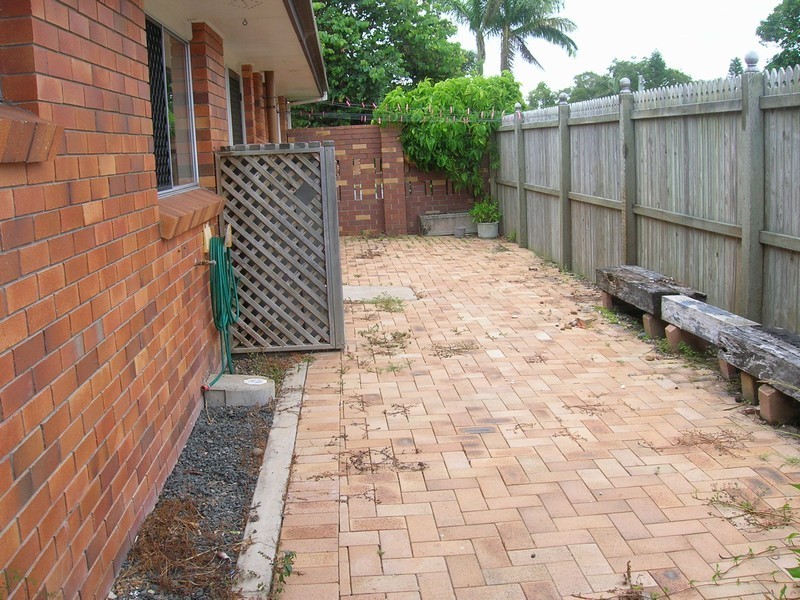 1/64 Taylor Street, Pialba QLD 4655