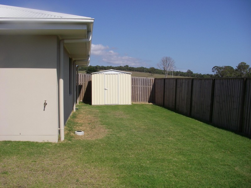 17 Bay Park Road, Wondunna QLD 4655