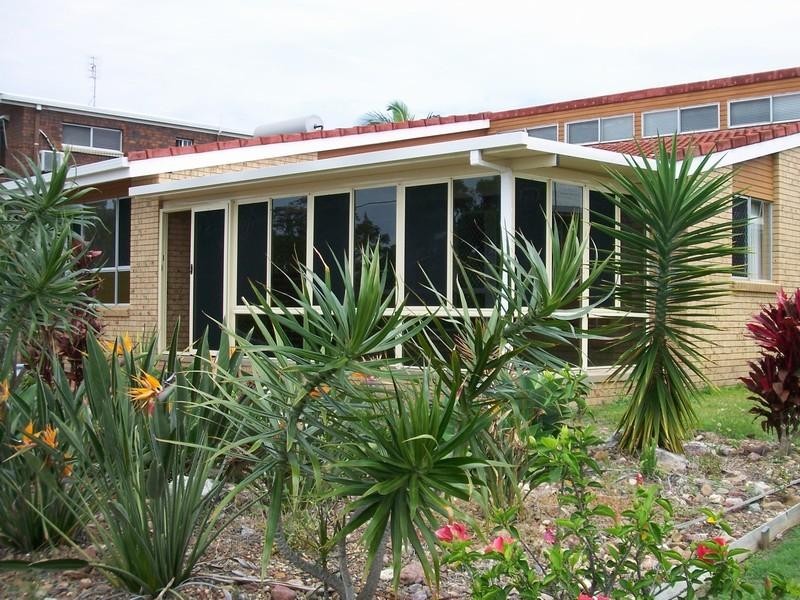 197 Esplanade, Point Vernon QLD 4655