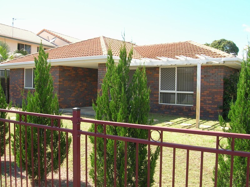 19a Campbell Street, Torquay QLD 4655
