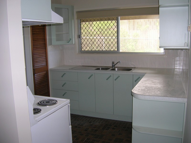 1 Tenimby Street, Pialba QLD 4655