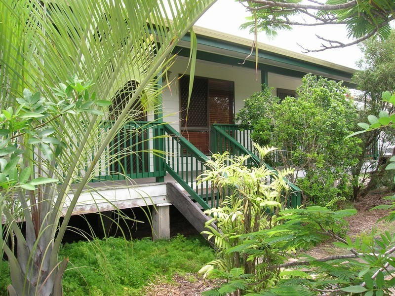 20 White Street, Point Vernon QLD 4655