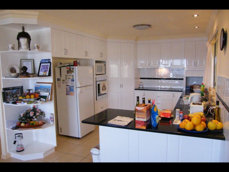 4  Whistler Court, Eli Waters QLD 4655